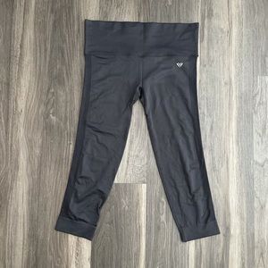 💥4/$25💥 Slate Grey Athletic Capris